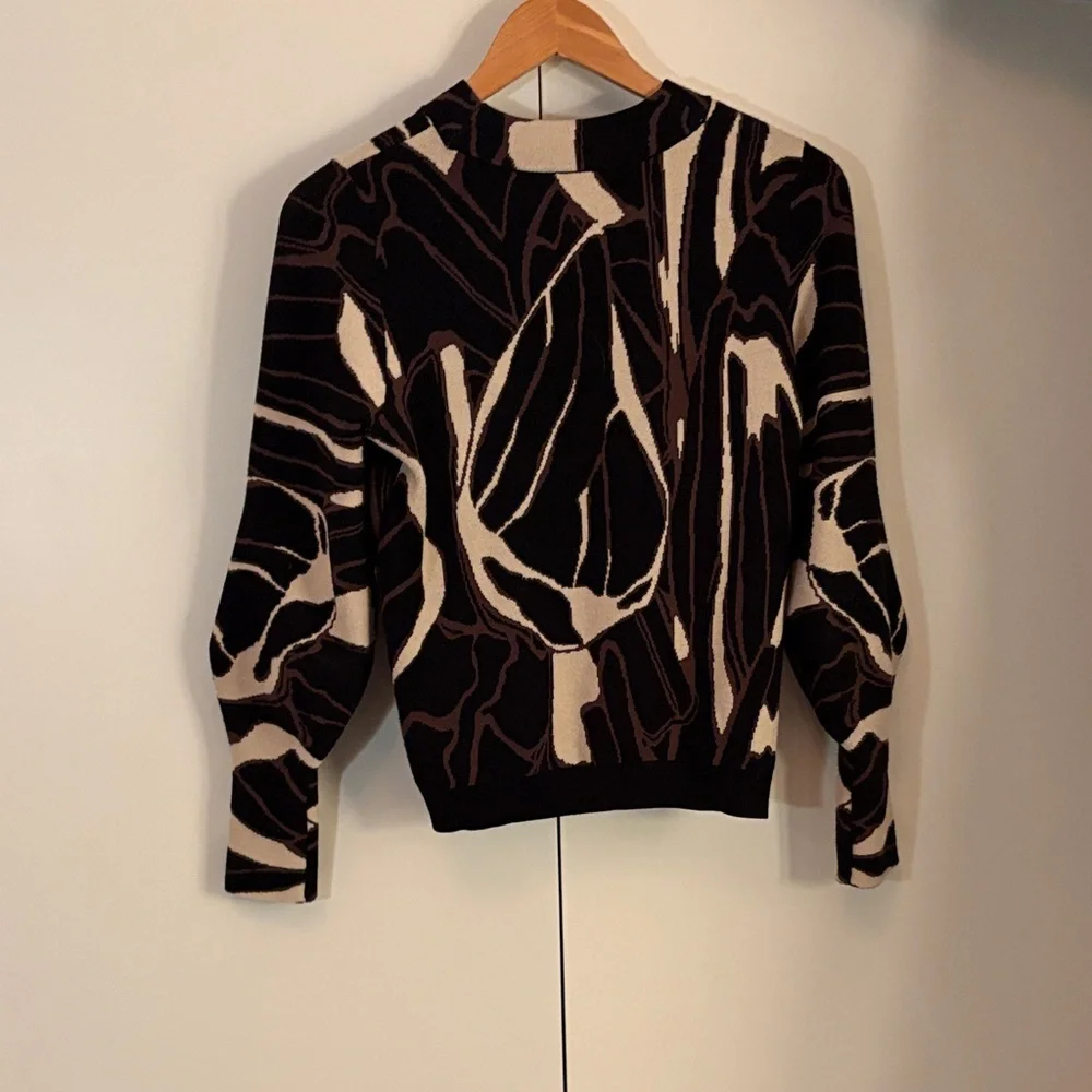Ted Baker London Mariela Abstract Knitted Jumper - Picture 5 of 9